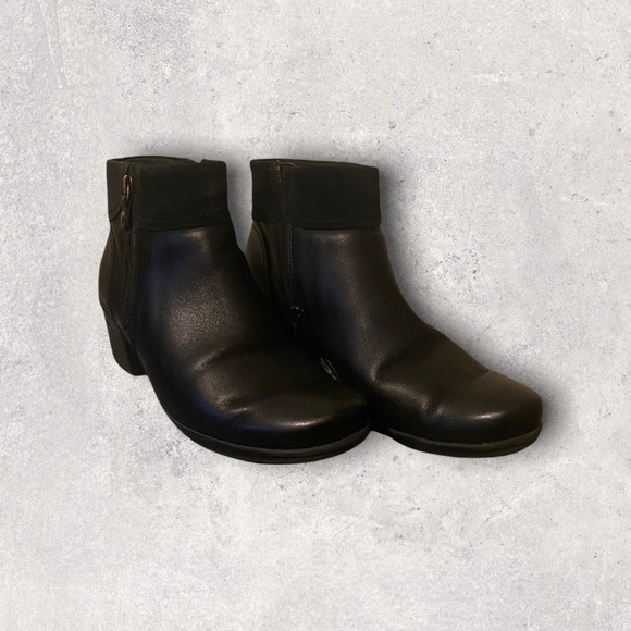 Clarks | Shoes | Clarks Emslie Twist 